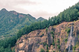 Bambarakanda Falls